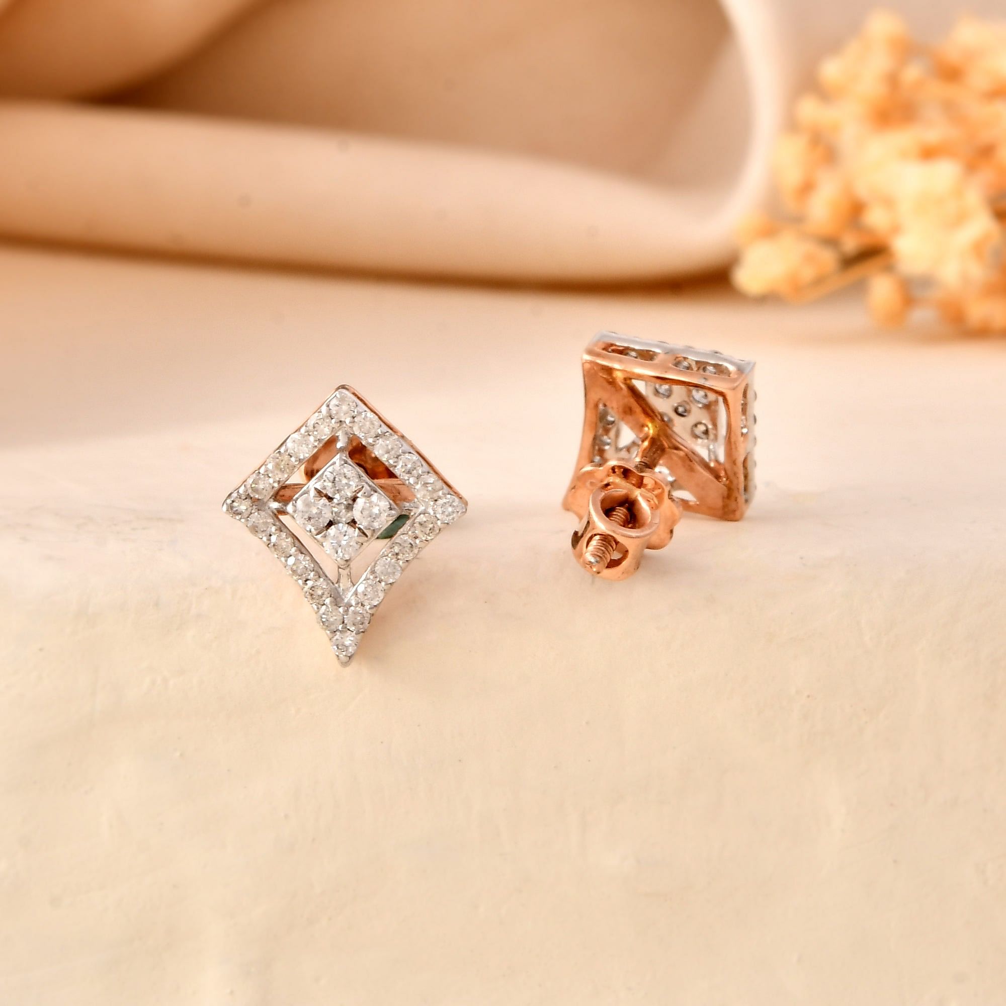 Sparkling Kite Diamond Pressure Setting Studs