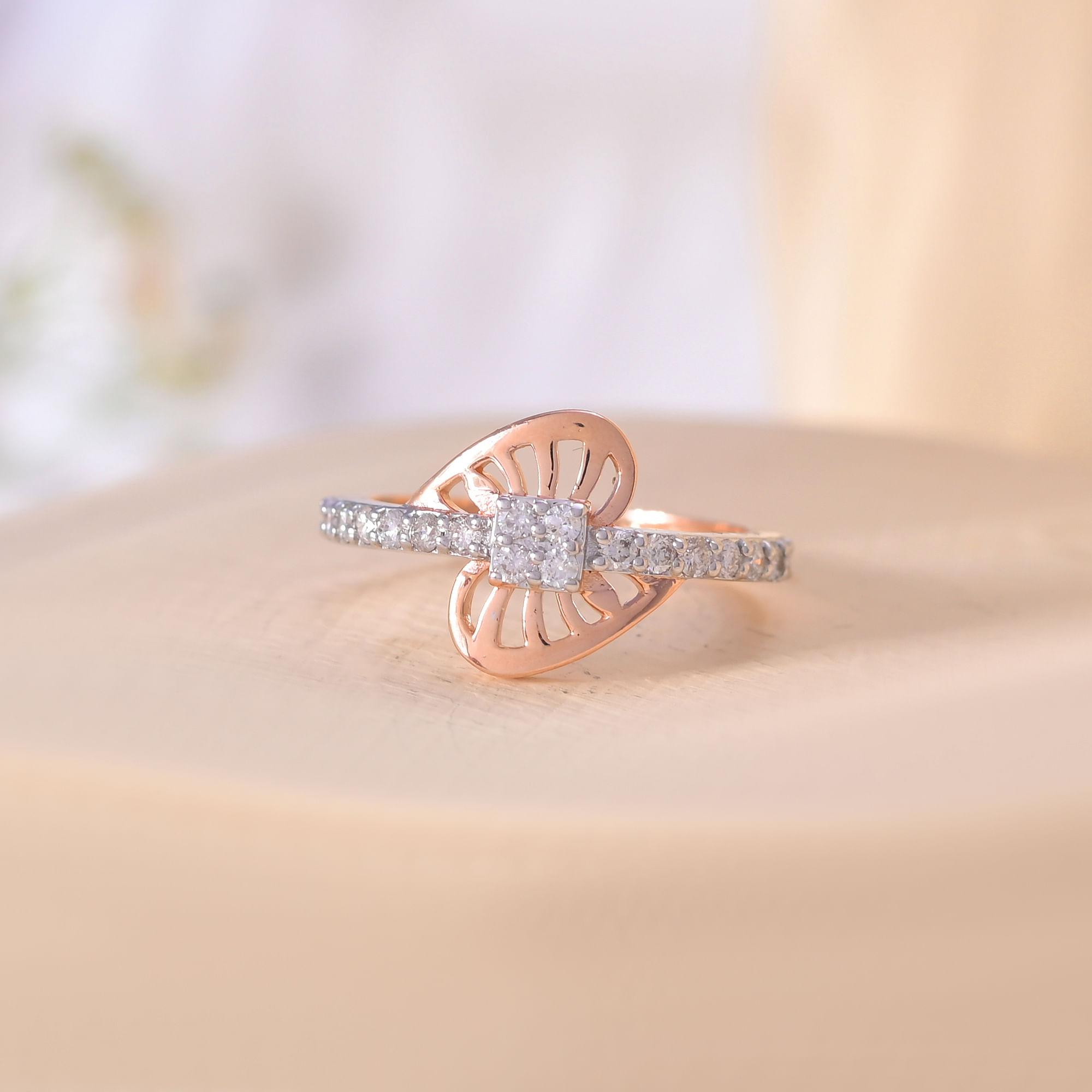Diamond Ladies Ring
