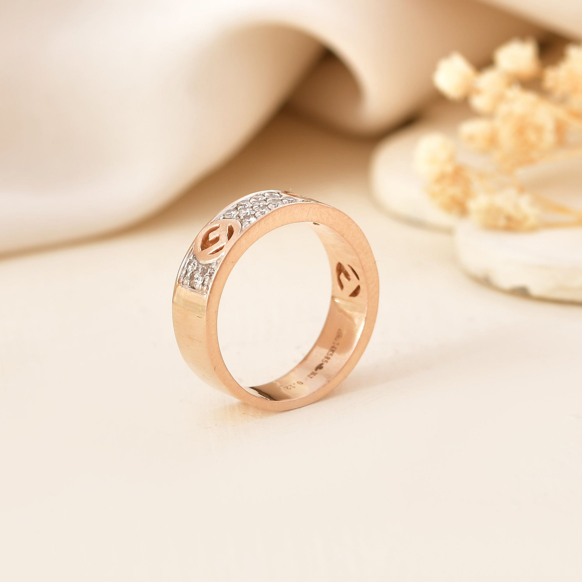 Endless Sparkle : Round Diamond Band Ring