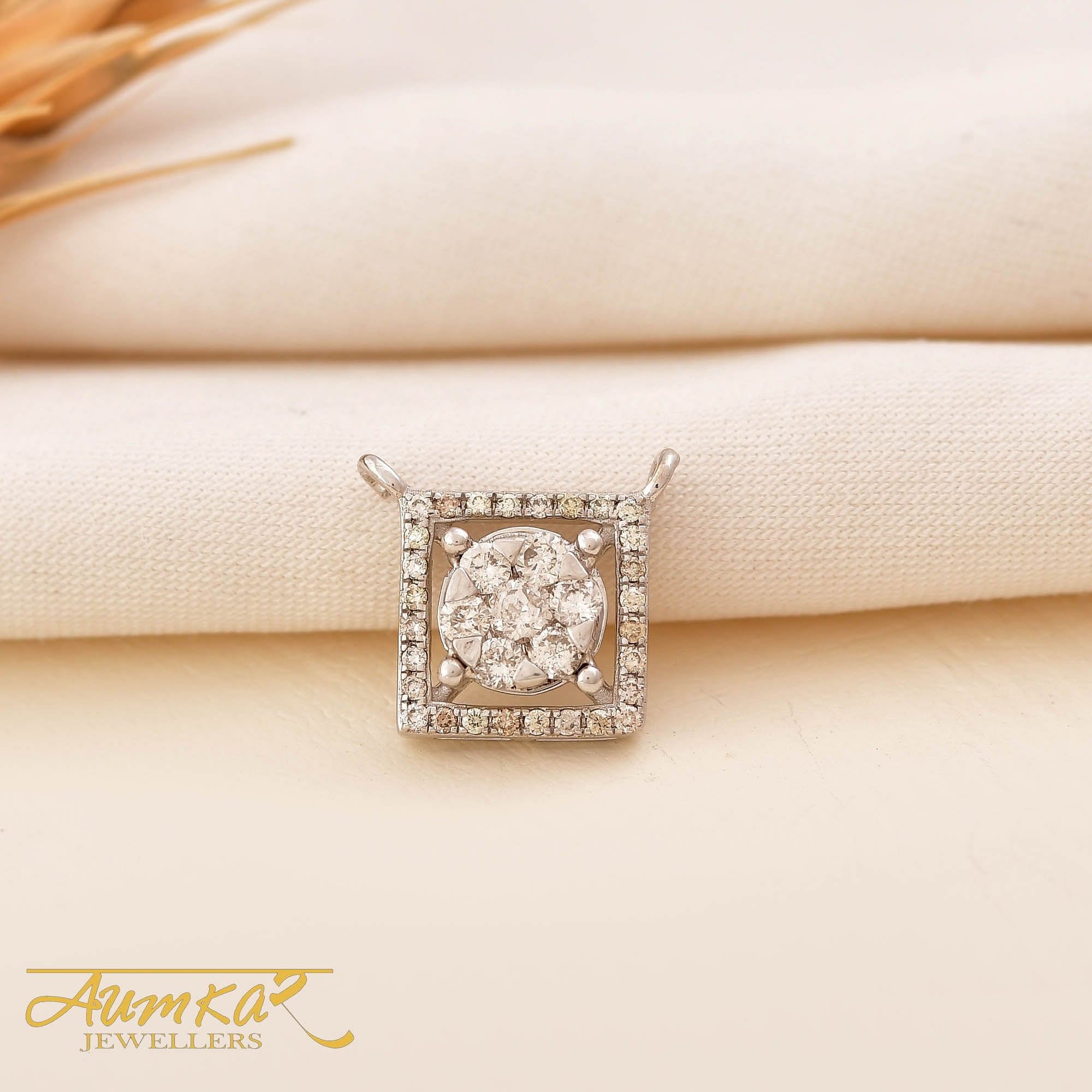 Eternal Bond: Diamond Mangalsutra Pendant With Round Pressure Setting & Halo Square Design