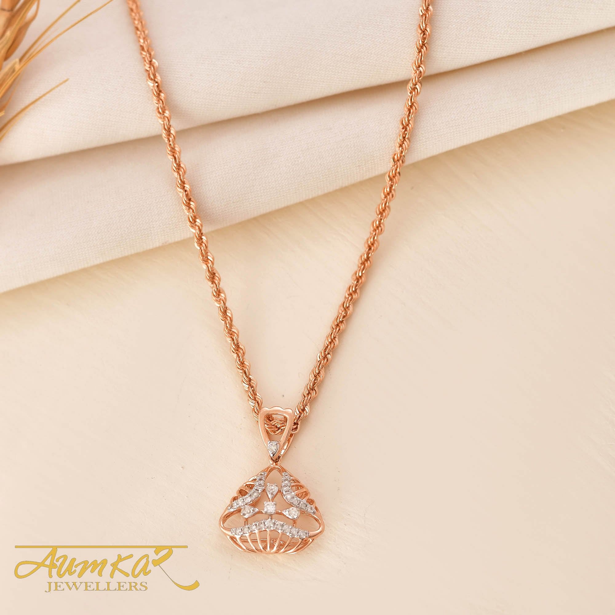 Fanessa: The Everyday Diamond Fan Pendant